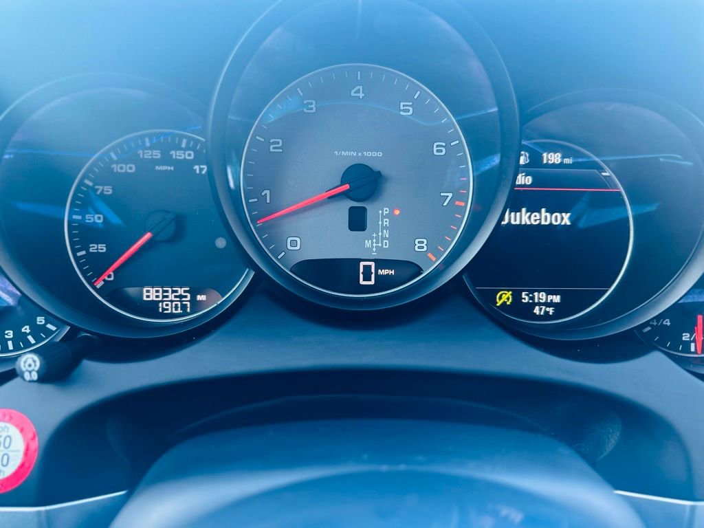 Used 2016 Porsche Cayenne S image 18