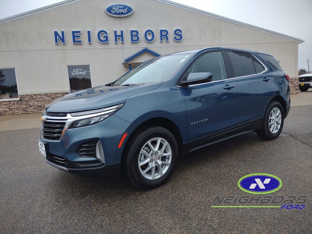 Used 2024 Chevrolet Equinox LT w/ LPO, Floor Liner Package image 1