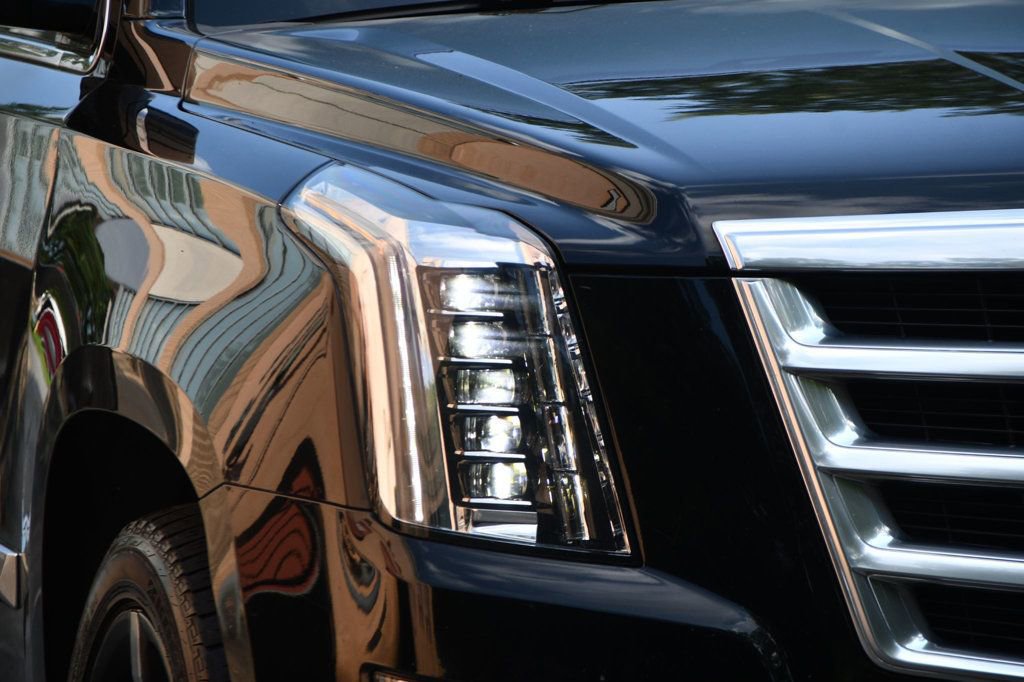 Used 2016 Cadillac Escalade Premium image 12