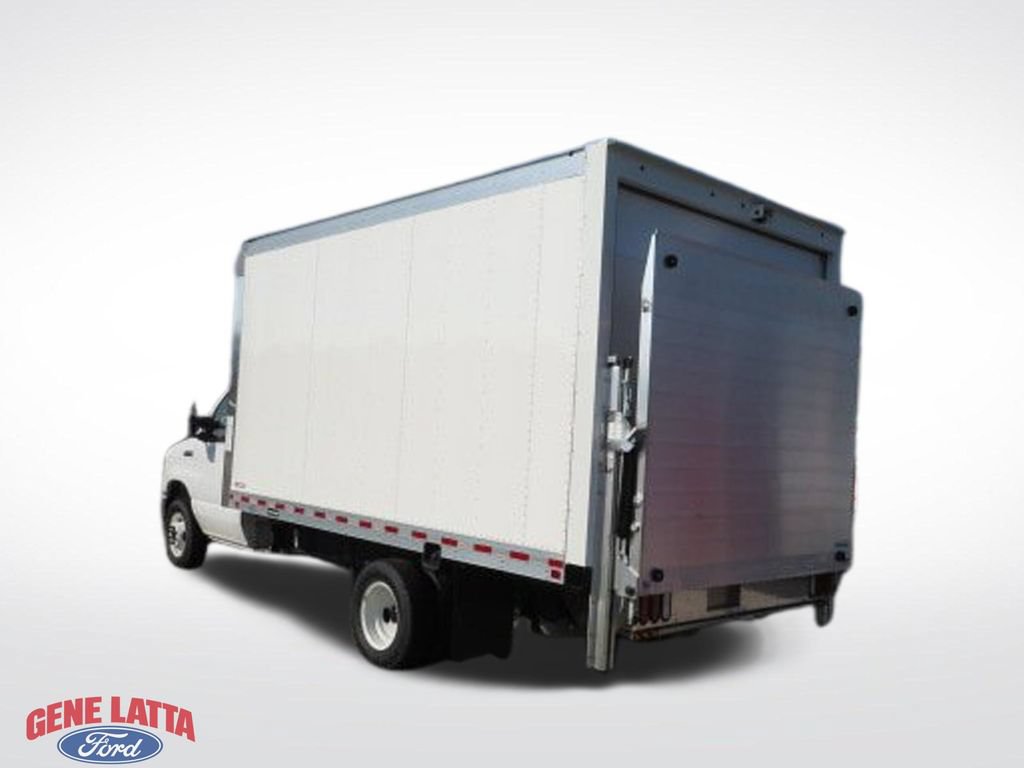 New 2025 Ford E-350 and Econoline 350 Super Duty w/ Driver's Safety Package RWD image 3