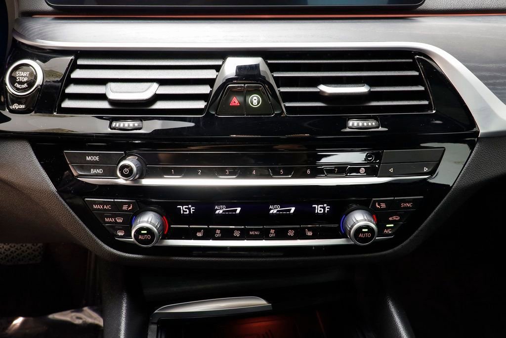 Certified 2023 BMW 530i xDrive w/ Premium Package image 13