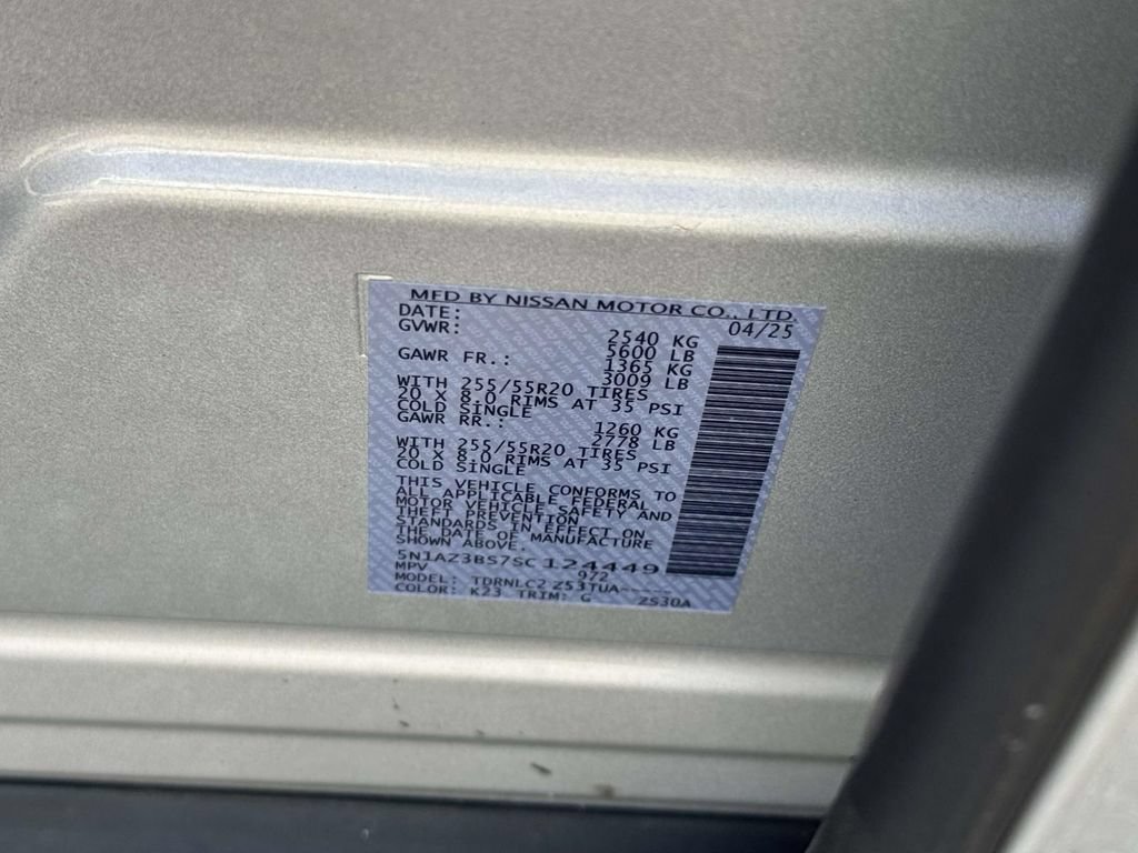 Certified 2025 Nissan Murano SV AWD/4WD image 17