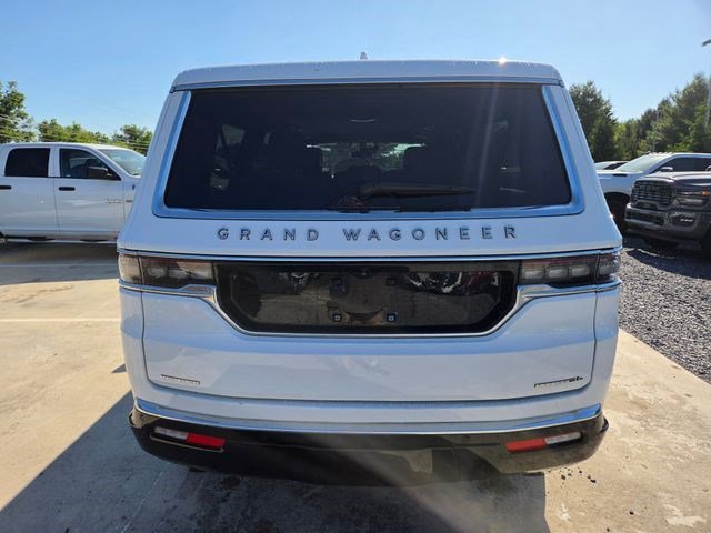 Used 2023 Jeep Grand Wagoneer L Series III w/ Rear Seat Video Group 1 AWD/4WD image 17