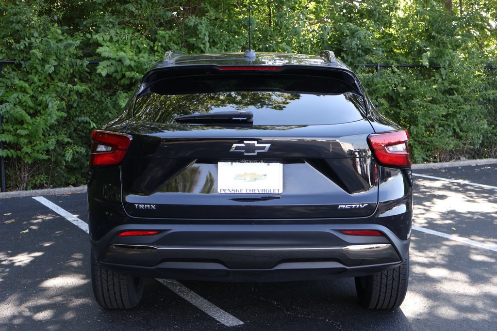 Certified 2024 Chevrolet Trax ACTIV FWD image 6