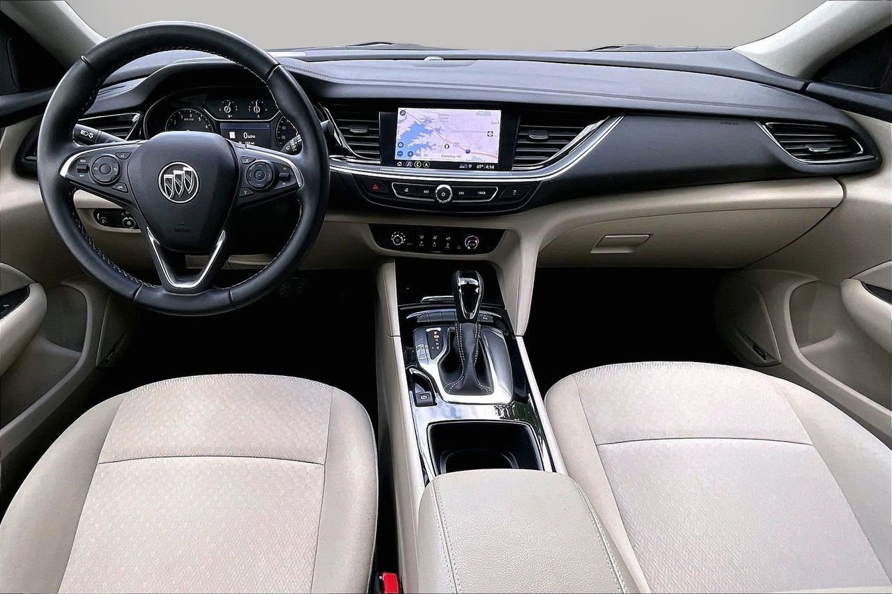 Used 2019 Buick Regal Preferred w/ Sights and Sounds Package image 16