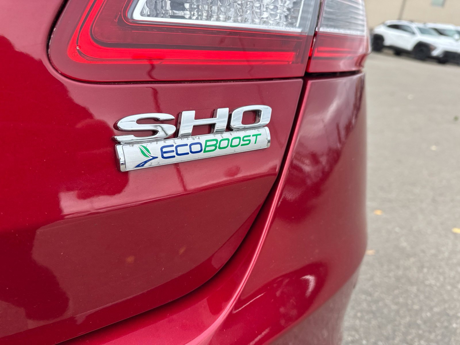 Used 2015 Ford Taurus SHO w/ Equipment Group 401A AWD/4WD image 7