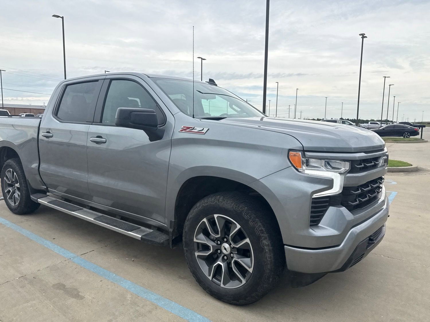 Used 2024 Chevrolet Silverado 1500 RST w/ Z71 Off-Road Package AWD/4WD image 5