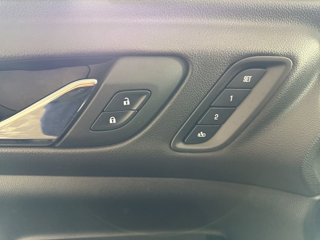 Used 2022 GMC Acadia AT4 w/ GMC Pro Grade Package AWD/4WD image 13