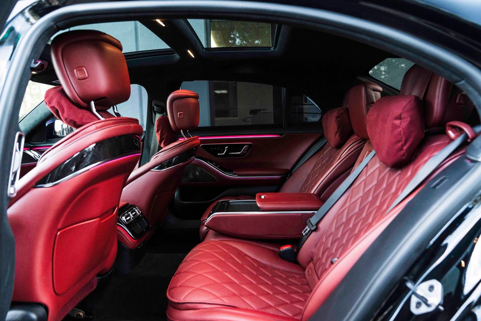 Used 2023 Mercedes-Benz S 500 4MATIC image 33