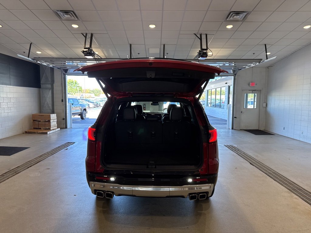 Used 2024 GMC Acadia Denali w/ LPO, Floor Liner Package image 16