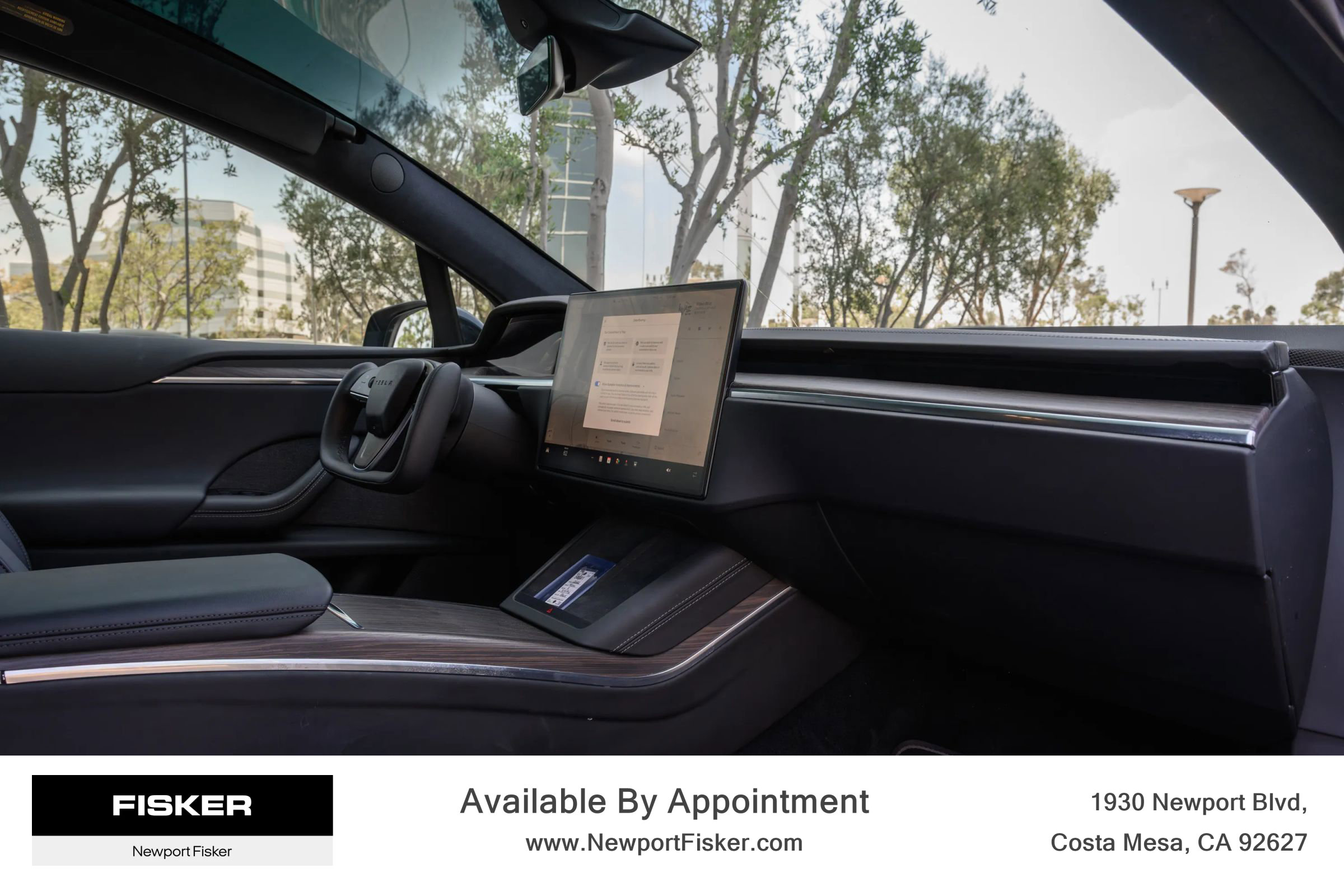 Used 2022 Tesla Model X image 32