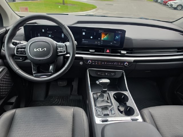 Certified 2025 Kia Carnival SX Prestige FWD image 8