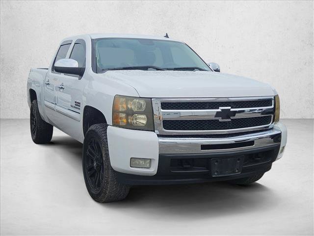 Used 2011 Chevrolet Silverado 1500 LT w/ Texas Edition RWD image 3