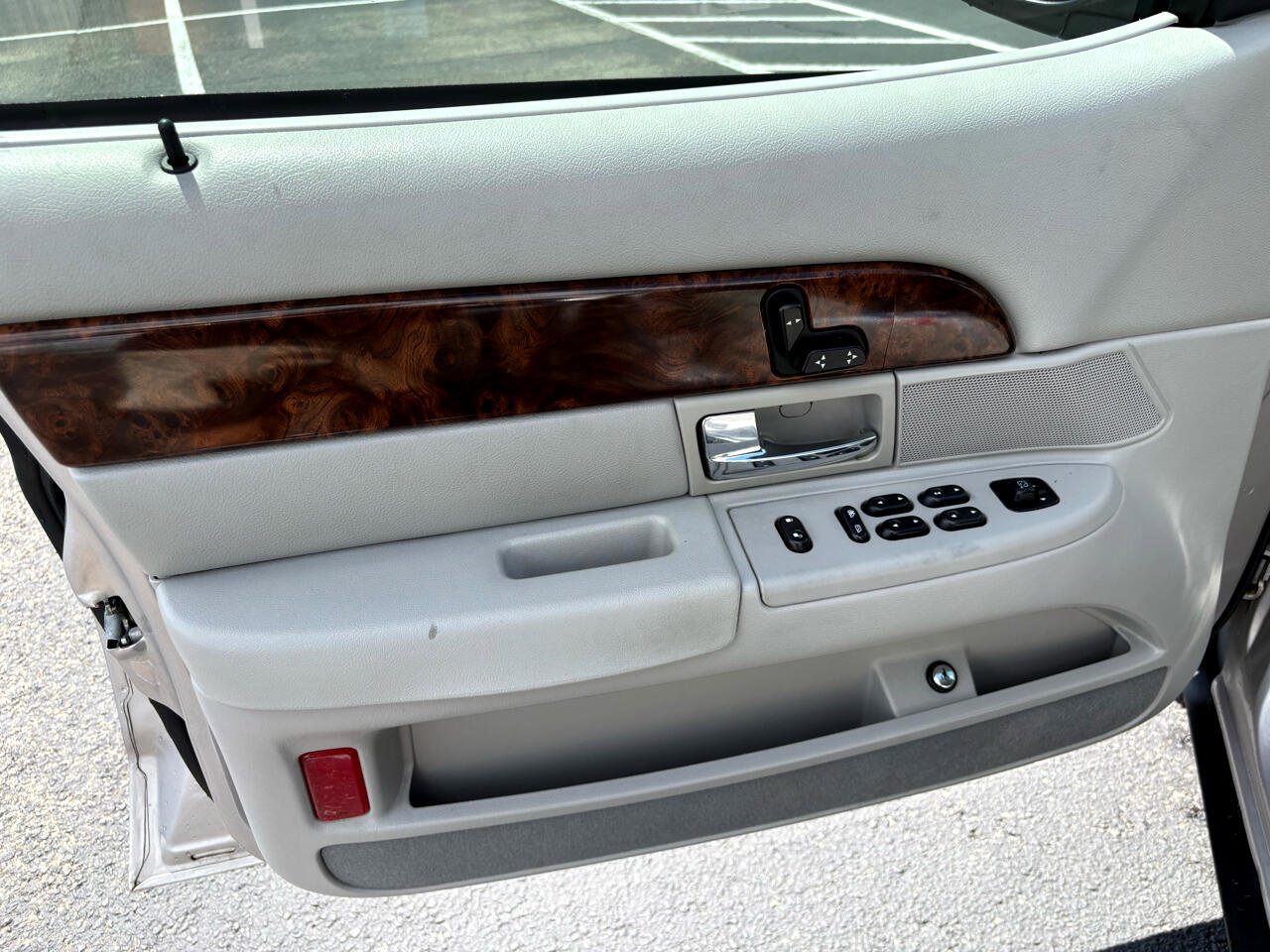 Used 2005 Mercury Grand Marquis GS image 26