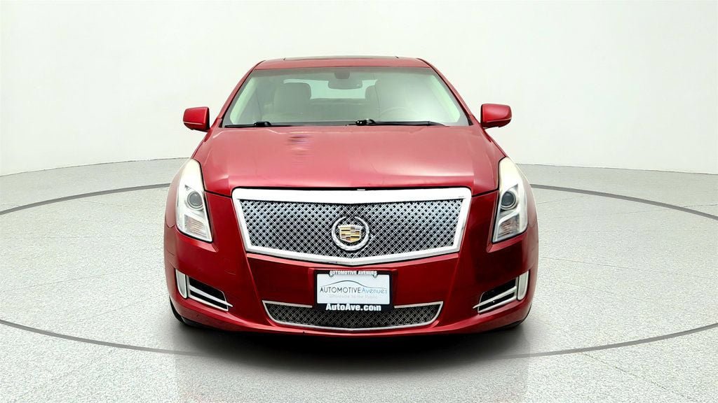 Used 2013 Cadillac XTS Luxury FWD image 2