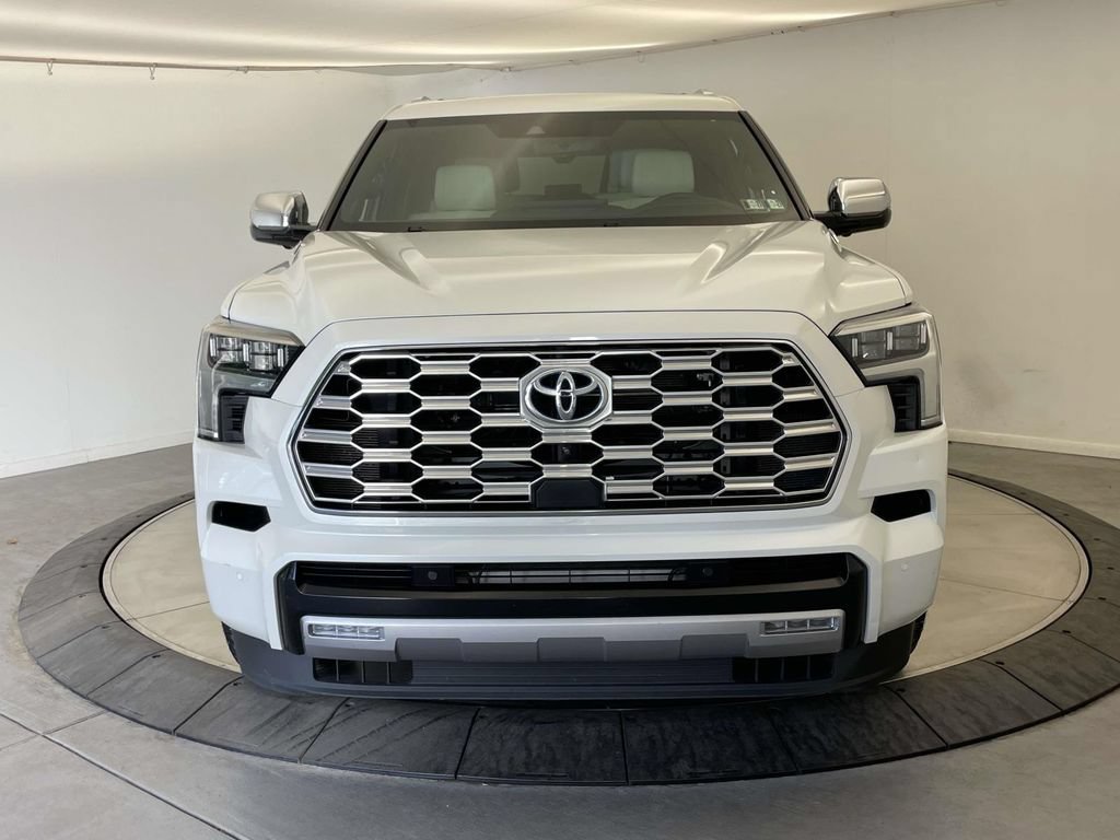 Used 2023 Toyota Sequoia Capstone AWD/4WD image 10
