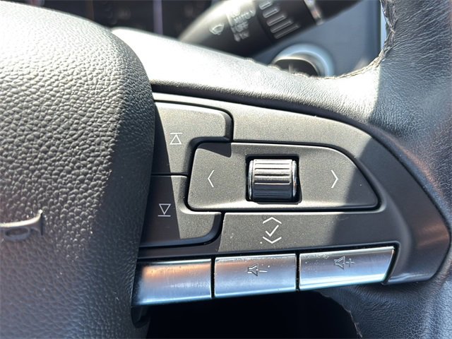 Used 2022 Cadillac XT4 Premium Luxury w/ Enhanced Visibility Package image 21