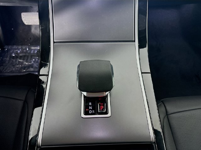 Used 2026 Land Rover Range Rover Evoque S AWD/4WD image 16