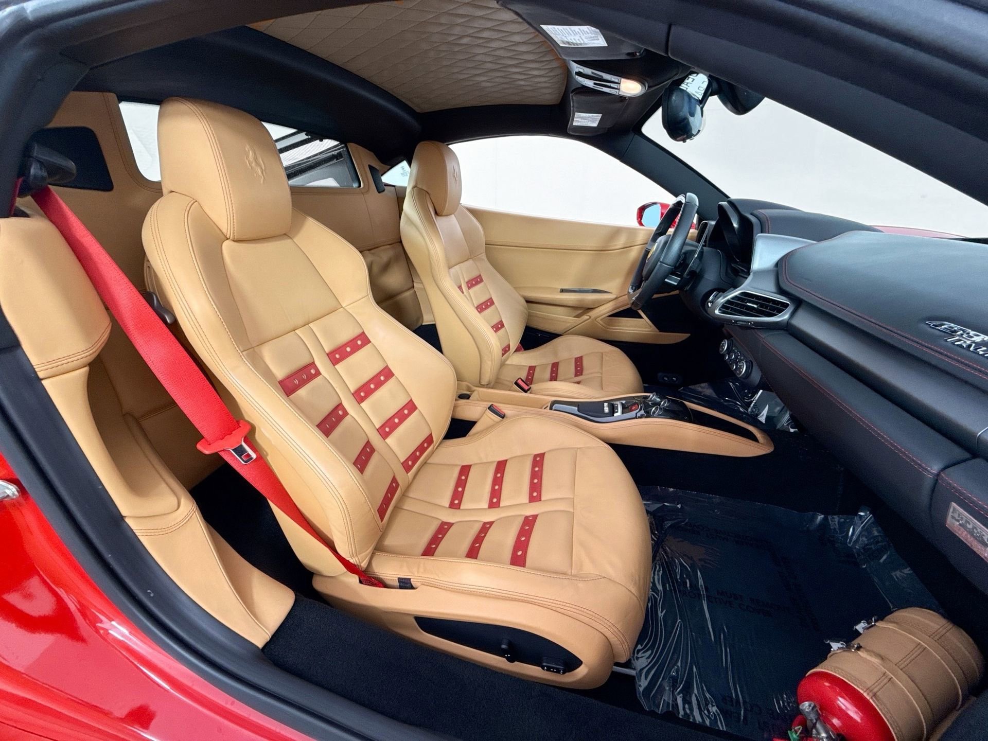 Used 2011 Ferrari 458 Italia Coupe RWD image 21