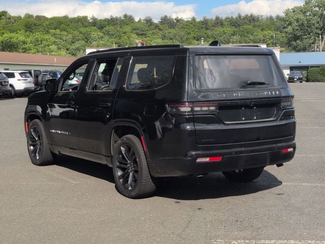 Certified 2023 Jeep Grand Wagoneer Series III w/ Rear Seat Video Group 1 AWD/4WD image 8