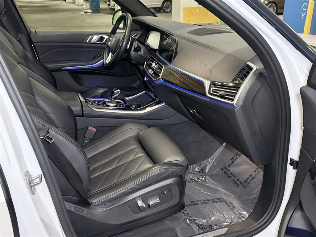 Used 2023 BMW X5 xDrive40i w/ Premium Package image 8