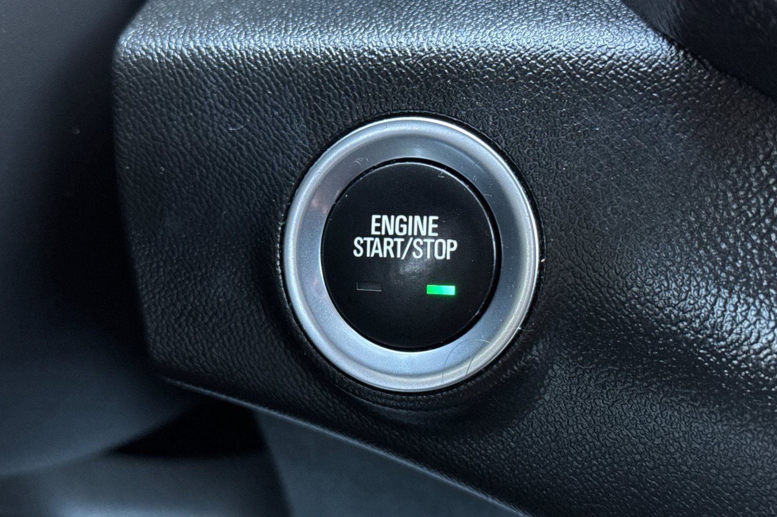 Used 2023 GMC Terrain Denali w/ Denali Premium Package AWD/4WD image 24