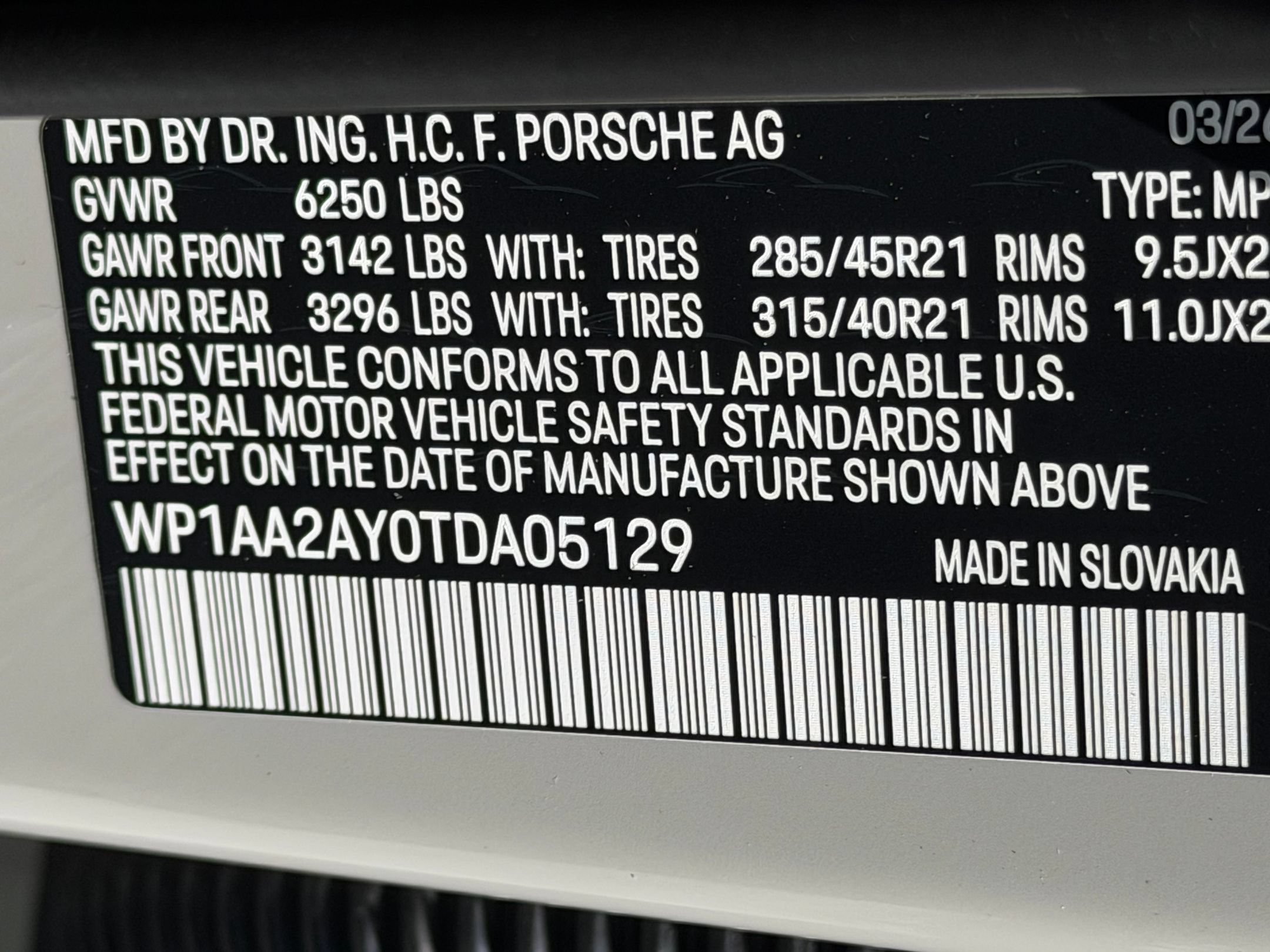 Used 2026 Porsche Cayenne AWD/4WD image 33