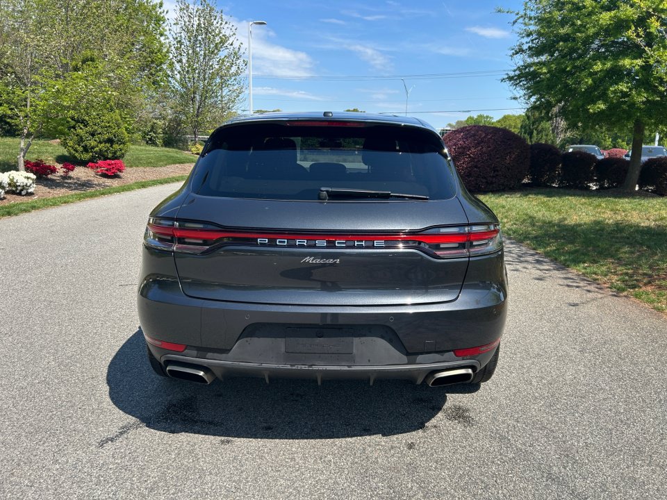 Used 2021 Porsche Macan AWD/4WD image 14