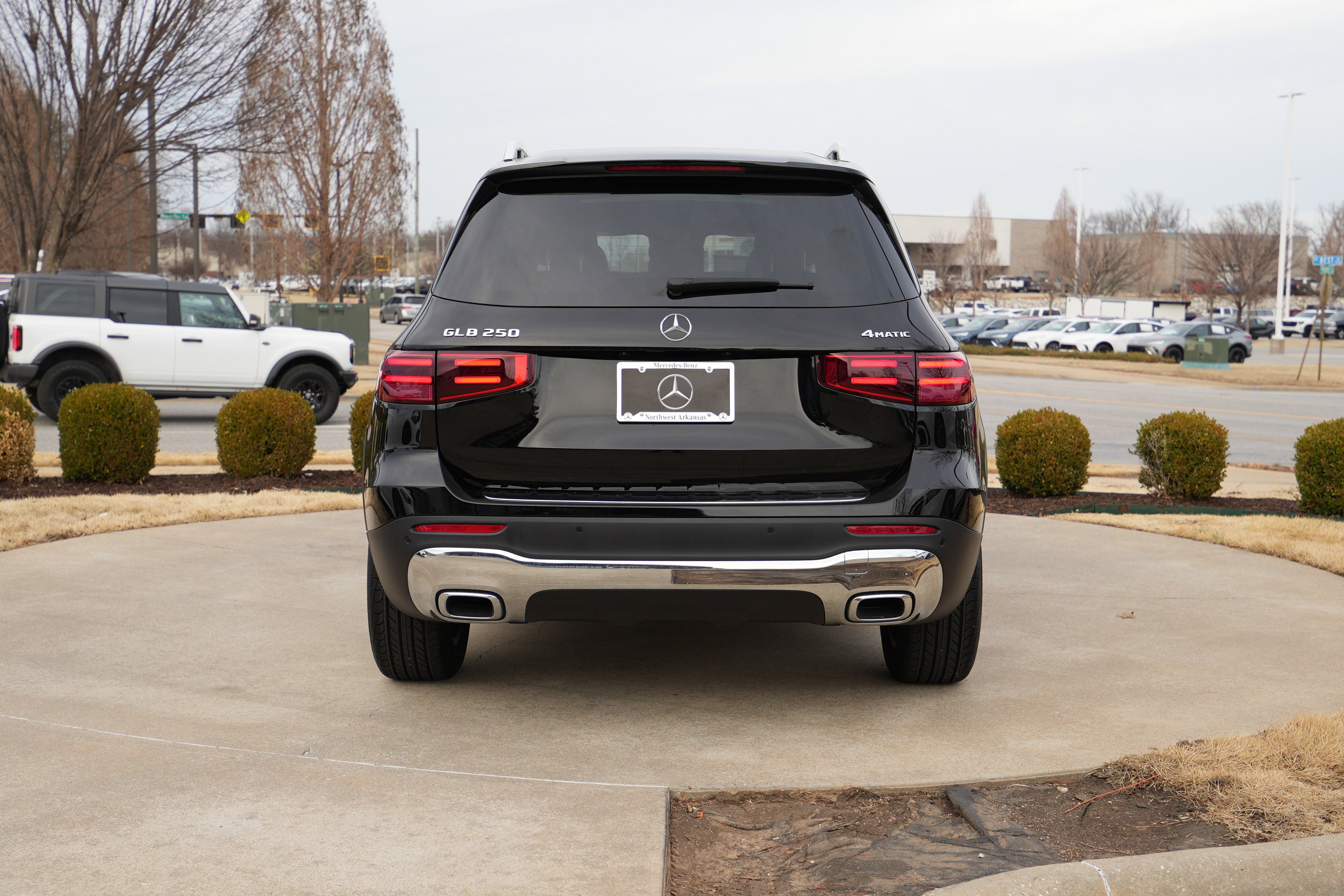 New 2026 Mercedes-Benz GLB 250 4MATIC image 6