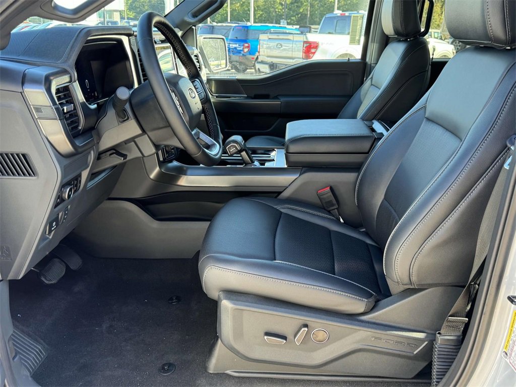 New 2025 Ford F150 Lariat w/ Equipment Group 502A High image 19