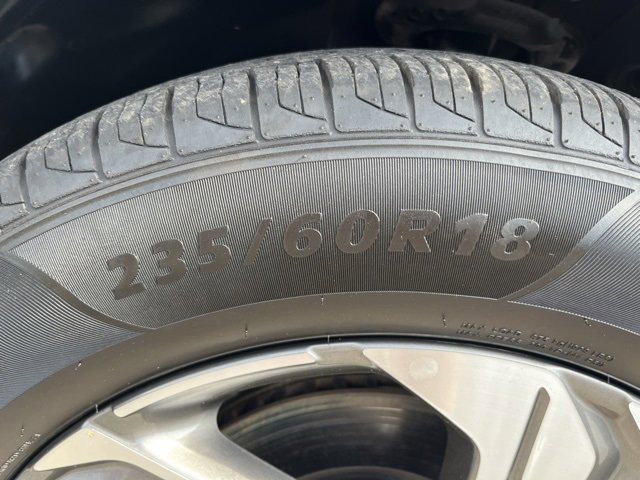 Used 2023 Hyundai Santa Fe SEL image 13