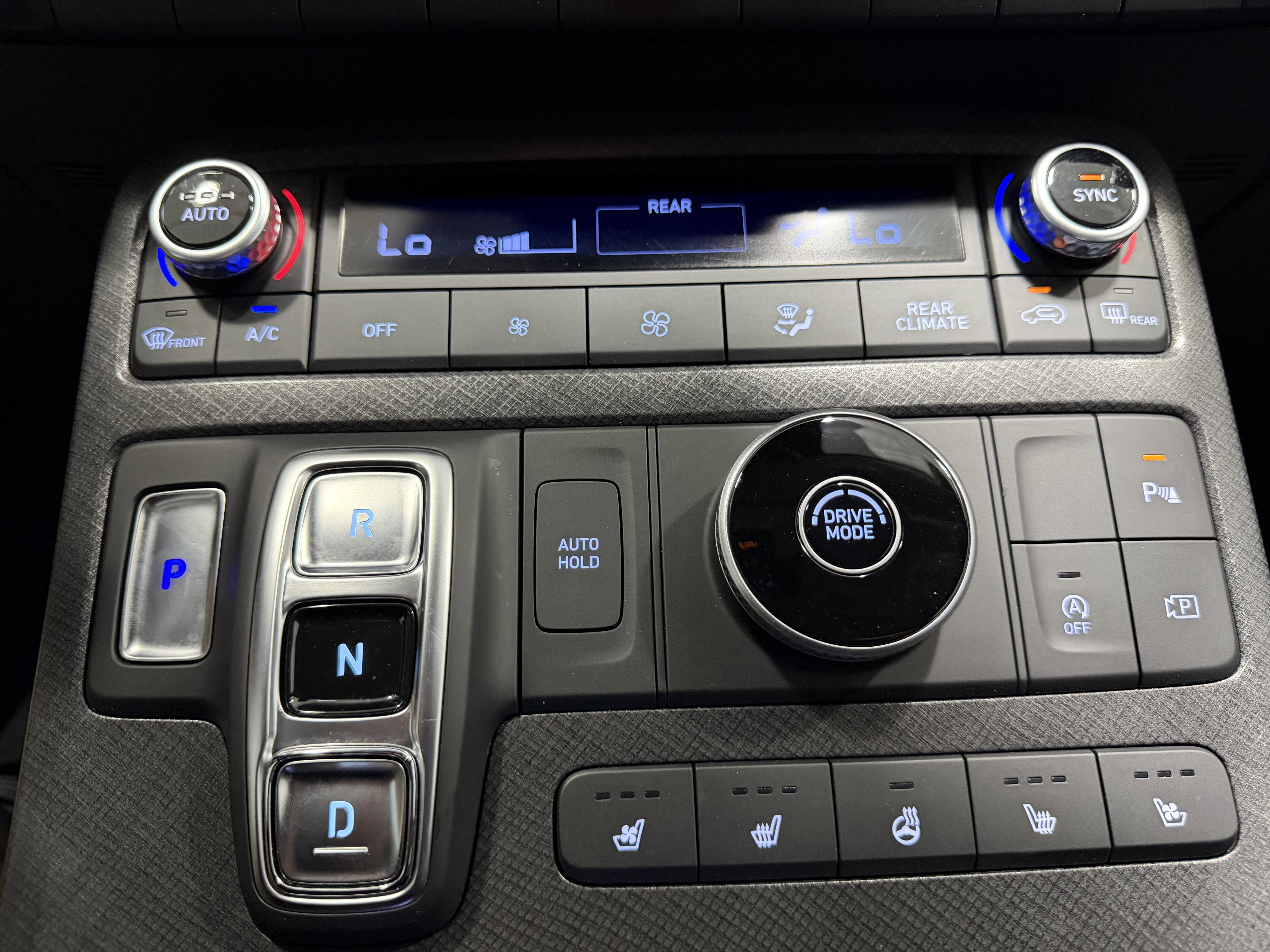 Used 2023 Hyundai Palisade Limited FWD image 21