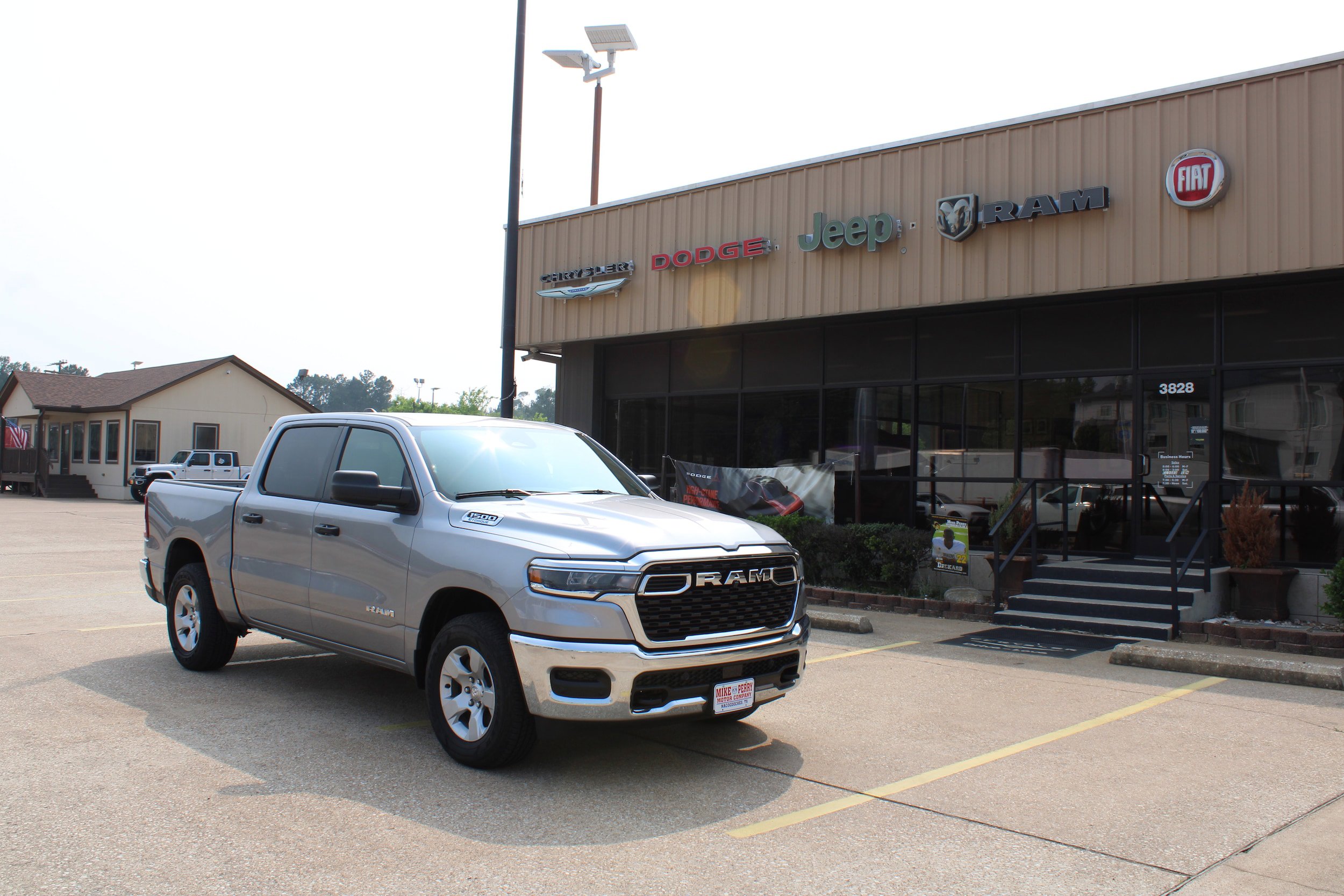 Certified 2025 RAM 1500 Tradesman AWD/4WD image 4