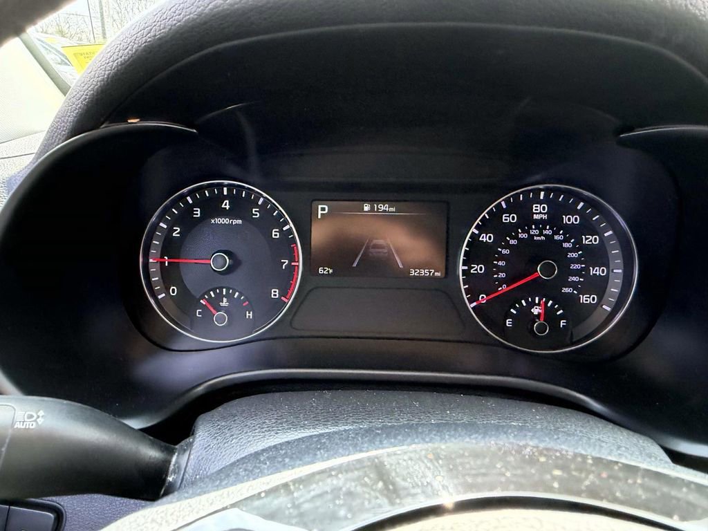 Used 2023 Kia Forte LXS w/ LXS Technology Package image 25