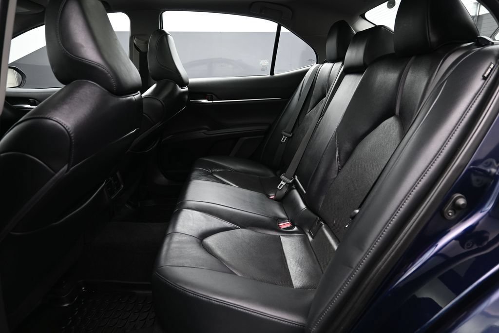 Used 2021 Toyota Camry XLE AWD/4WD image 12