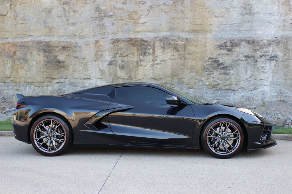 Used 2024 Chevrolet Corvette Stingray Premium Conv w/ Z51 Performance Package RWD image 7
