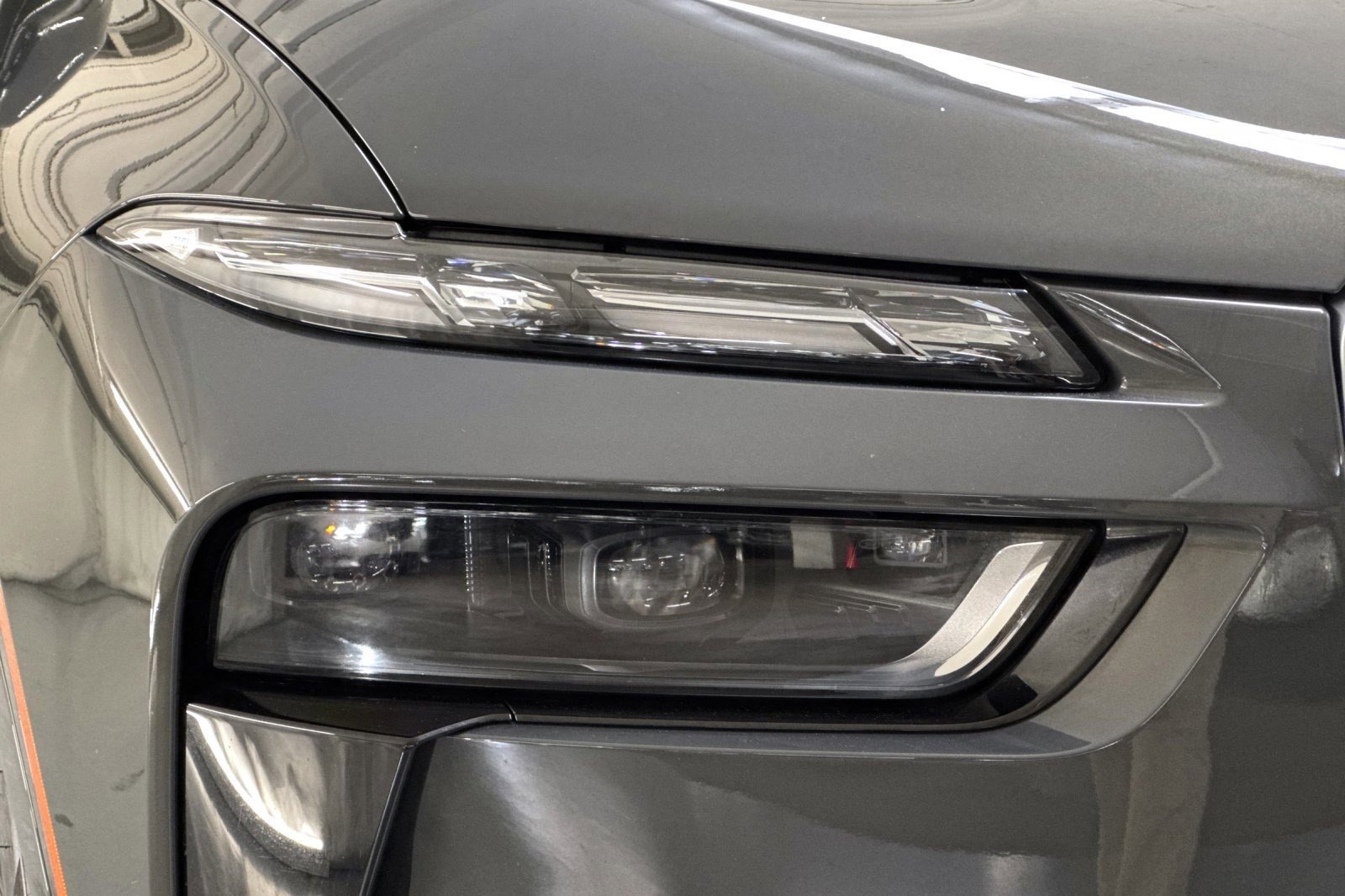 Used 2024 BMW ALPINA XB7 ALPINA XB7 image 10