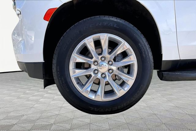 Used 2024 Chevrolet Suburban Premier AWD/4WD image 22