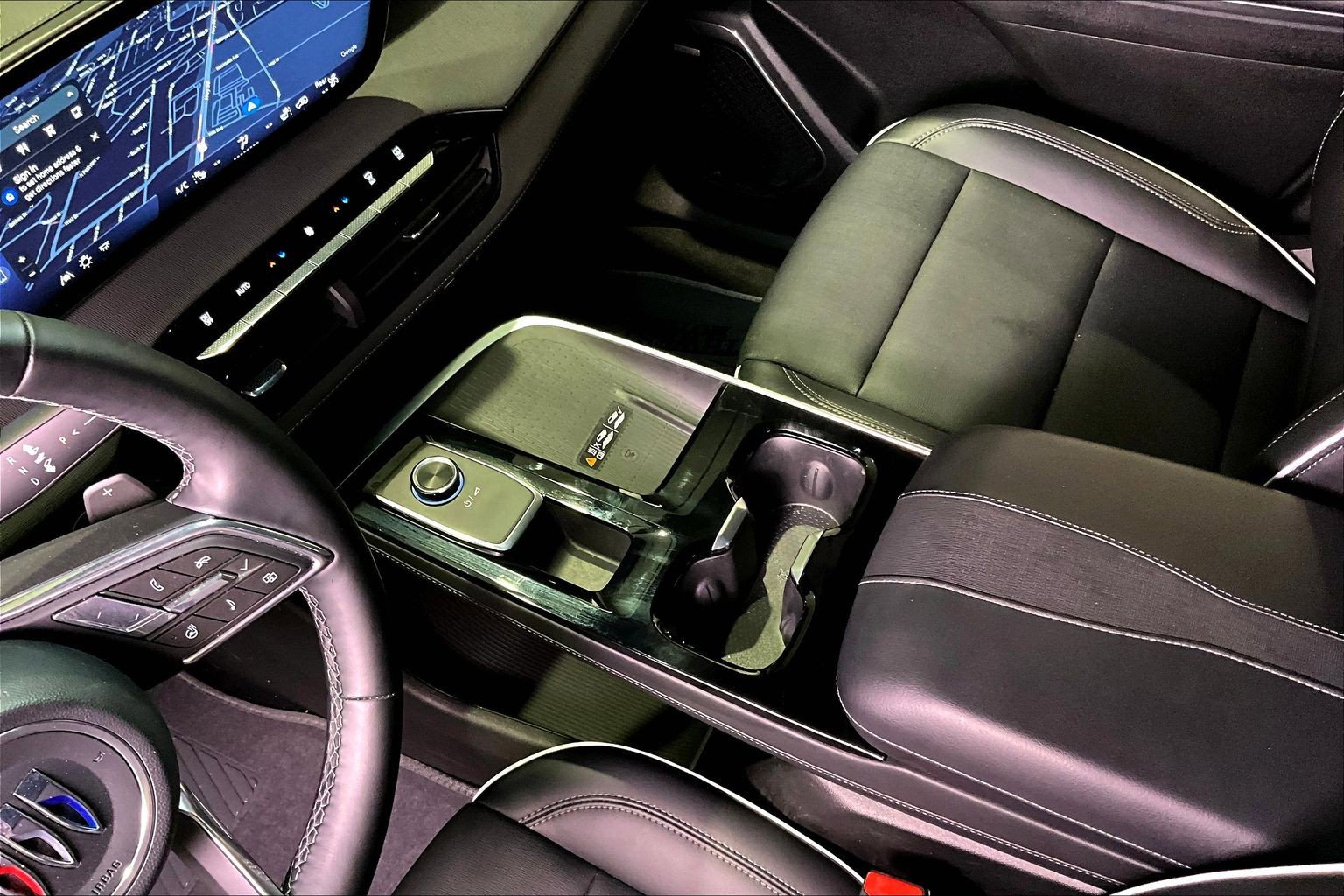 Used 2025 Buick Enclave Preferred image 18