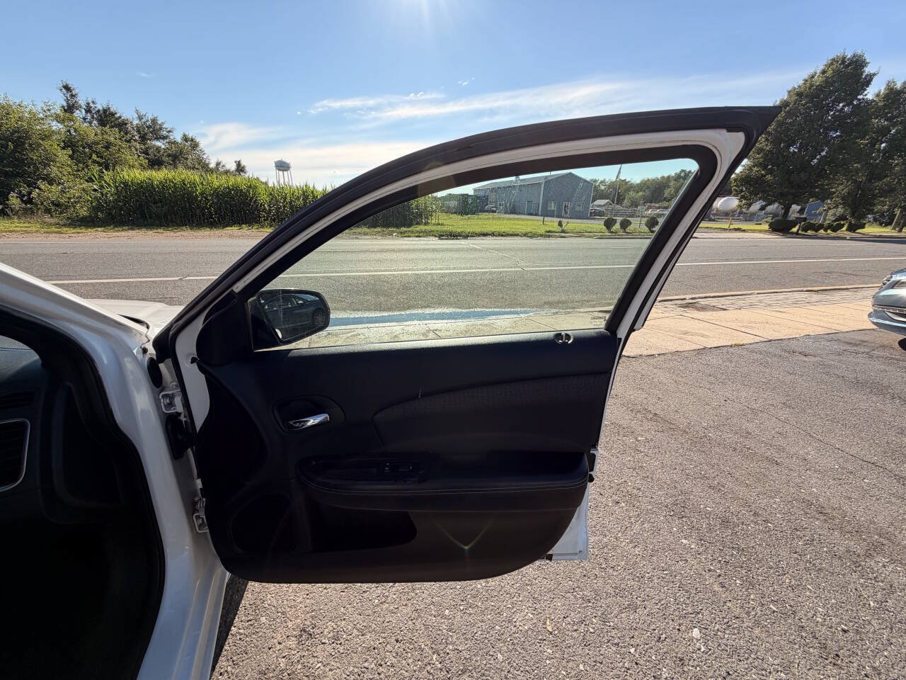 Used 2012 Dodge Avenger SXT FWD image 19