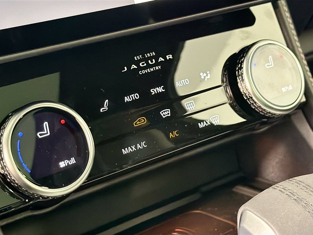 New 2026 Jaguar F-PACE R-Dynamic S AWD/4WD image 21