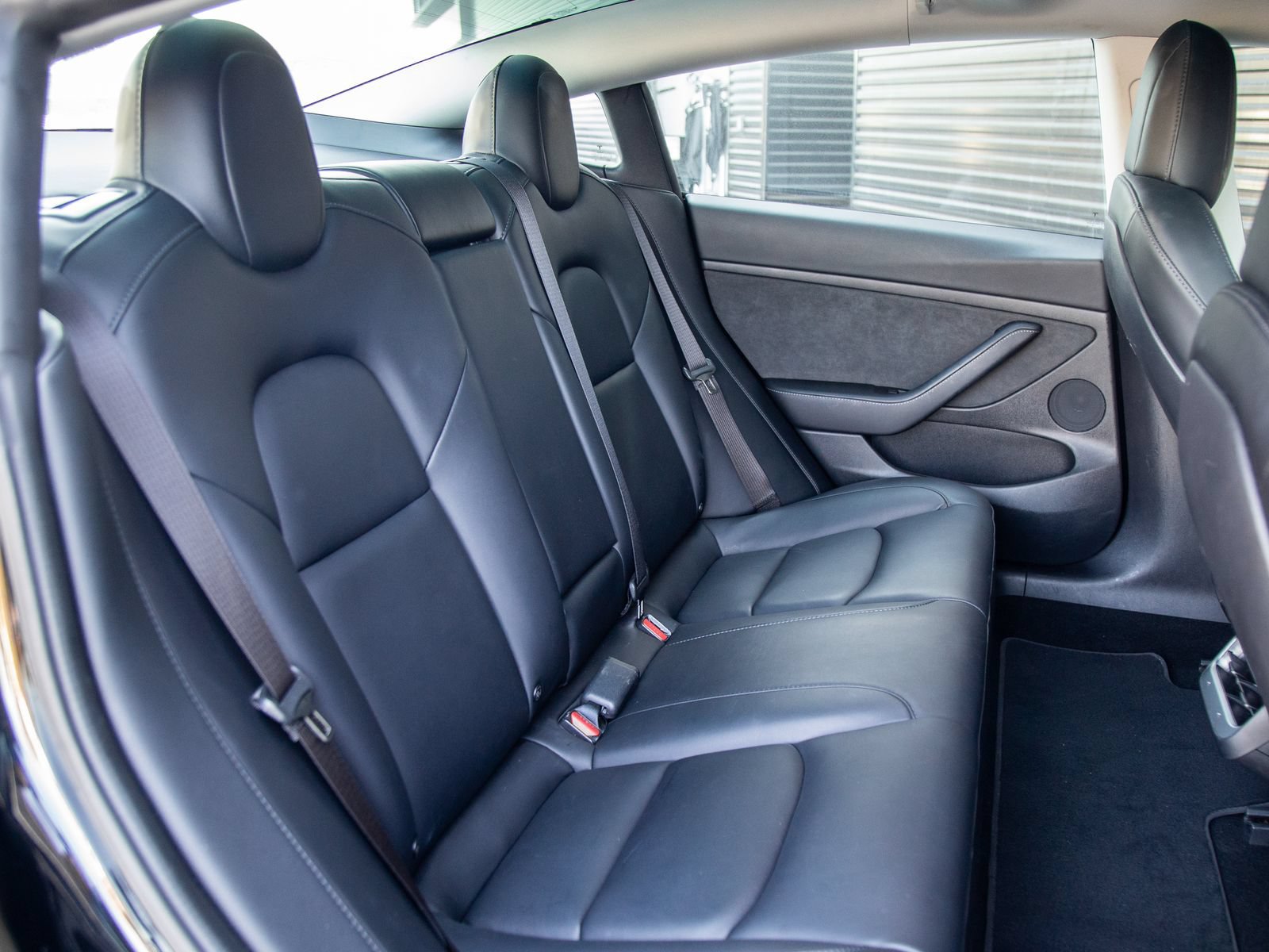 Used 2022 Tesla Model 3 Long Range AWD/4WD image 24