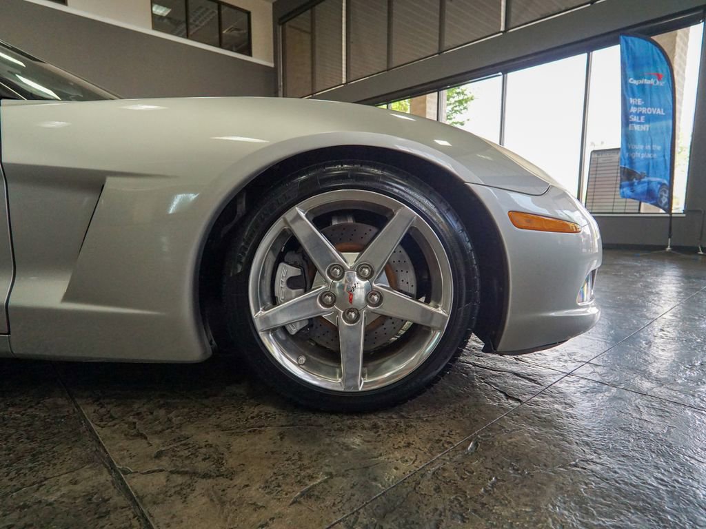 Used 2007 Chevrolet Corvette Convertible w/ Preferred Equipment Group image 9