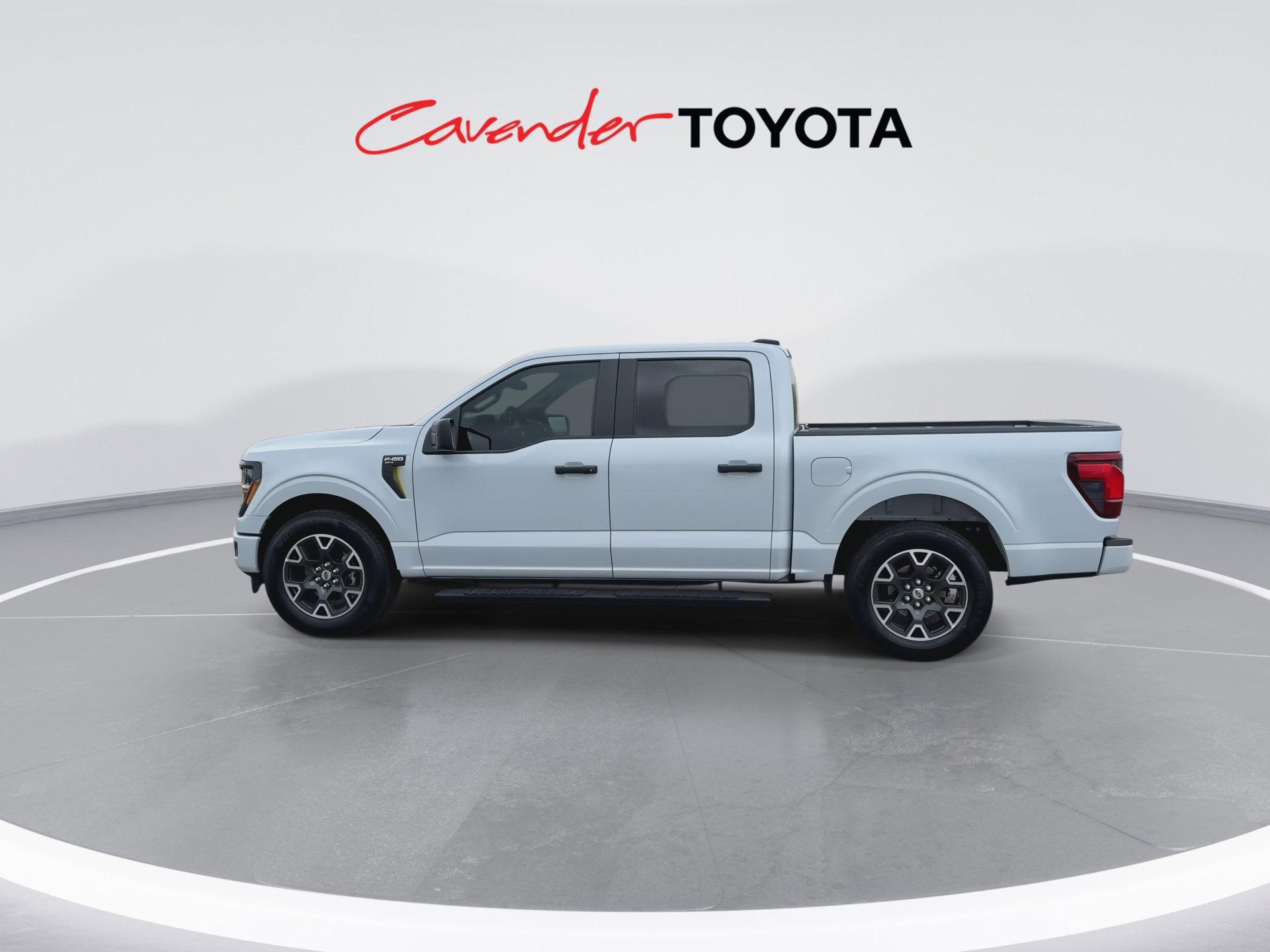Used 2025 Ford F150 STX w/ Equipment Group 200A RWD image 5