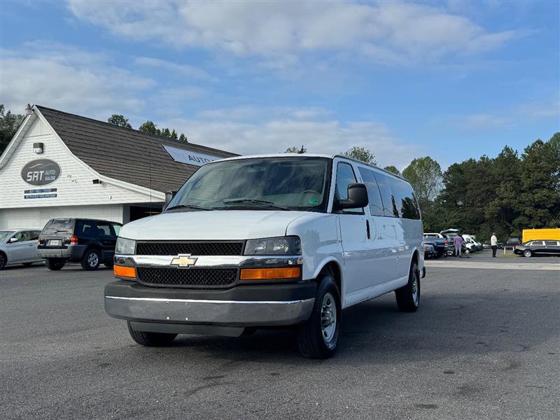 Used 2015 Chevrolet Express 3500 LT w/ LT Preferred Equipment Group image 2