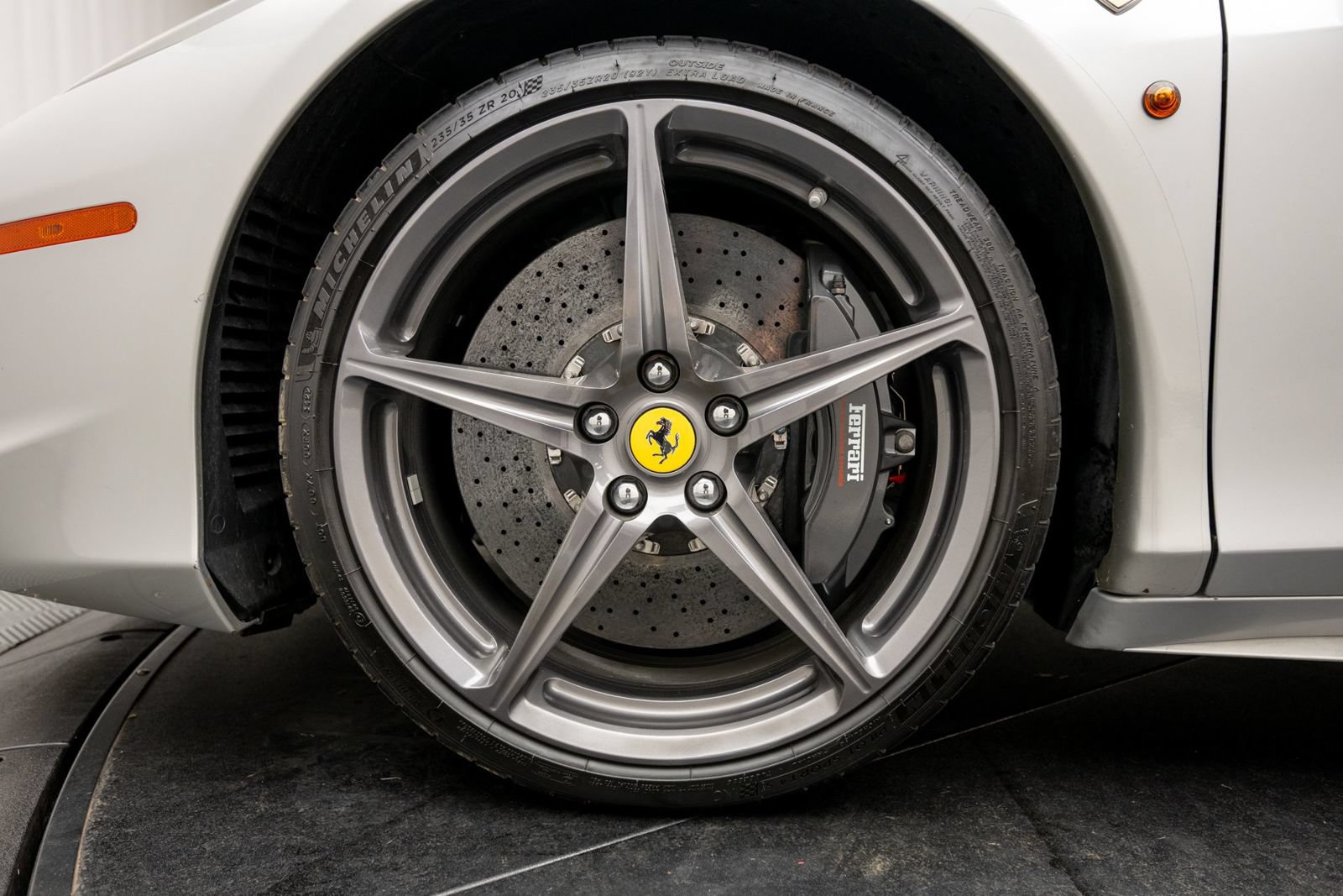 Used 2012 Ferrari 458 Spider RWD image 38