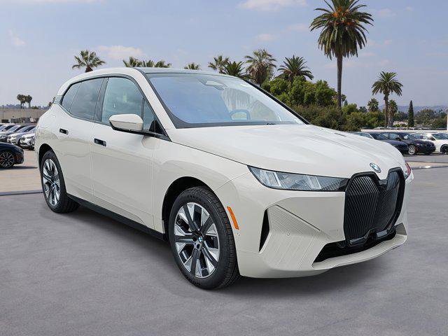 New 2026 BMW iX xDrive60 w/ Premium Package image 3