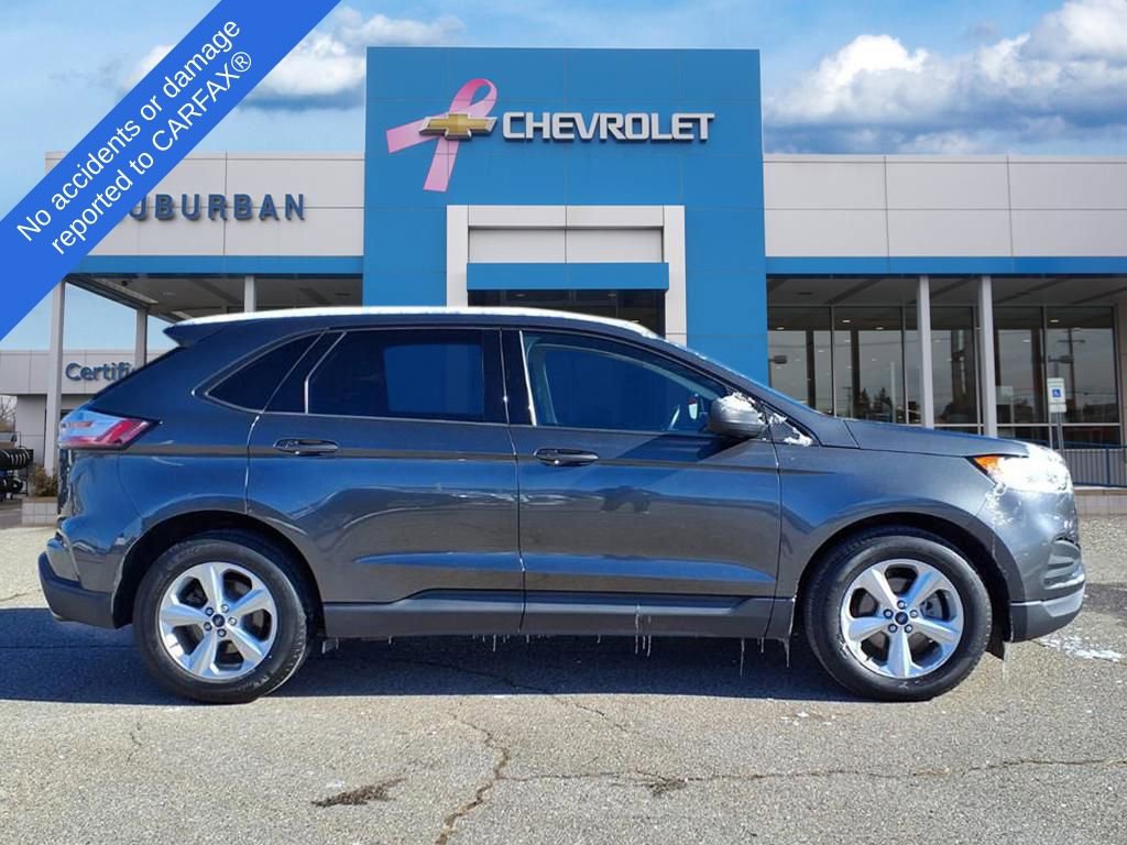Used 2019 Ford Edge SE image 4