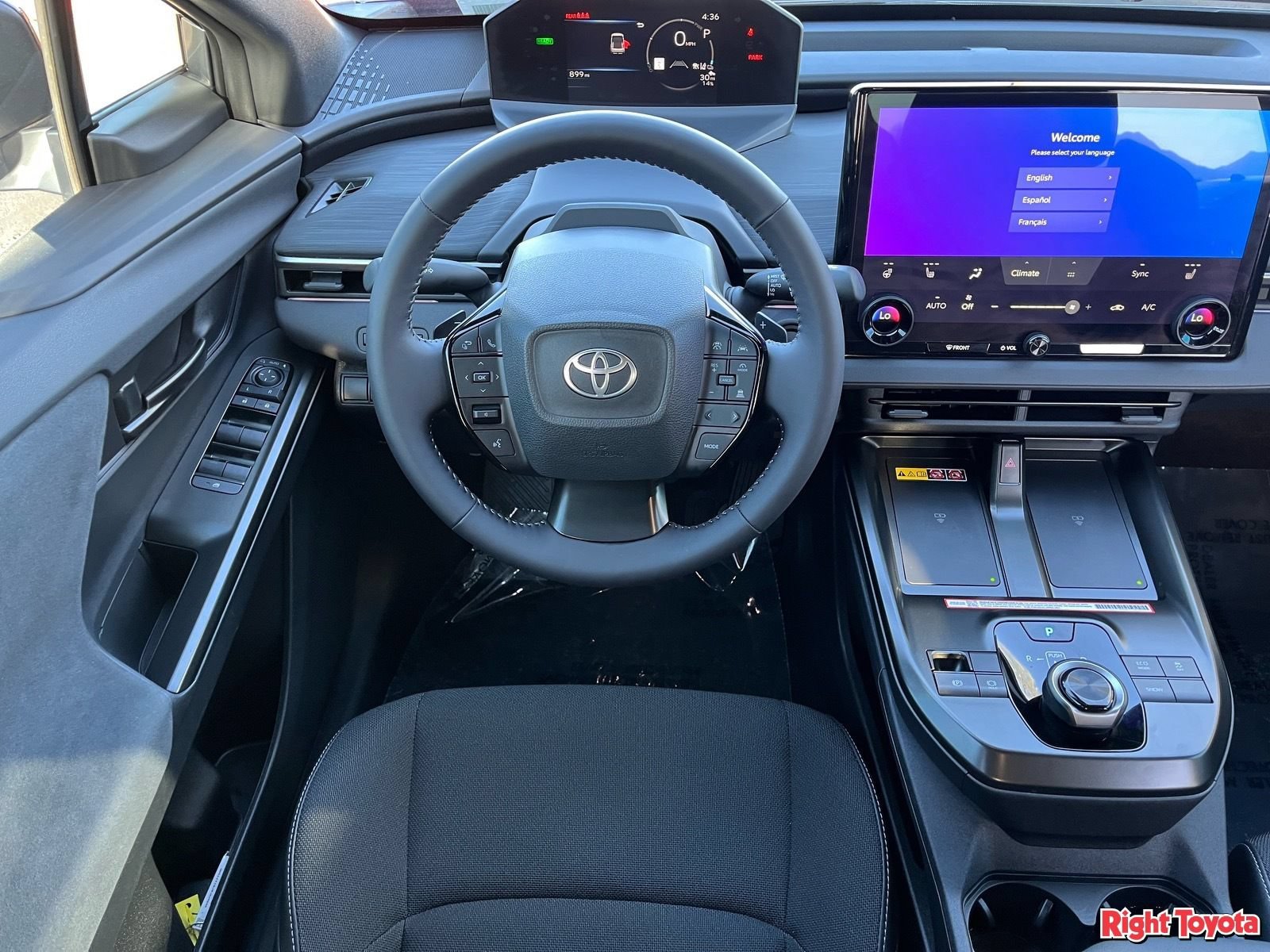 Used 2026 Toyota C-HR AWD/4WD image 17