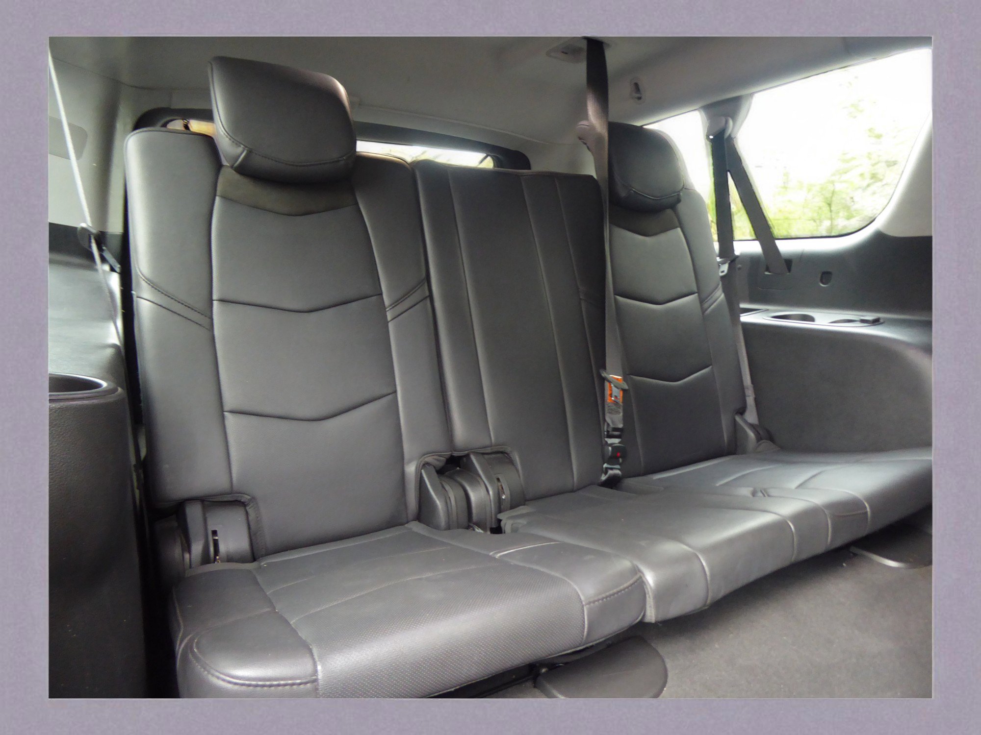 Used 2020 Cadillac Escalade ESV Premium Luxury image 22